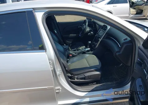 2015 Chevrolet Malibu 2Lt z USA, uszkodzony, nr VIN 1G11D5SL4FF277228